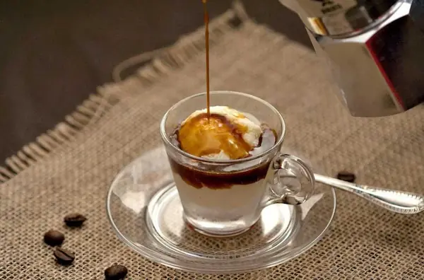 affogato-al-caffè