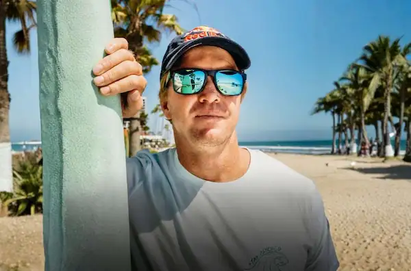 why-blenders-eyewear-is-the-hottest-sunglasses-brand-right-now